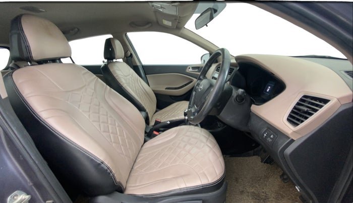 2017 Hyundai Elite i20 ASTA 1.2 (O), Petrol, Manual, 85,249 km, Right Side Front Door Cabin