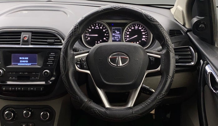 2016 Tata Tiago XZ PETROL, Petrol, Manual, 1,32,579 km, Steering Wheel Close Up