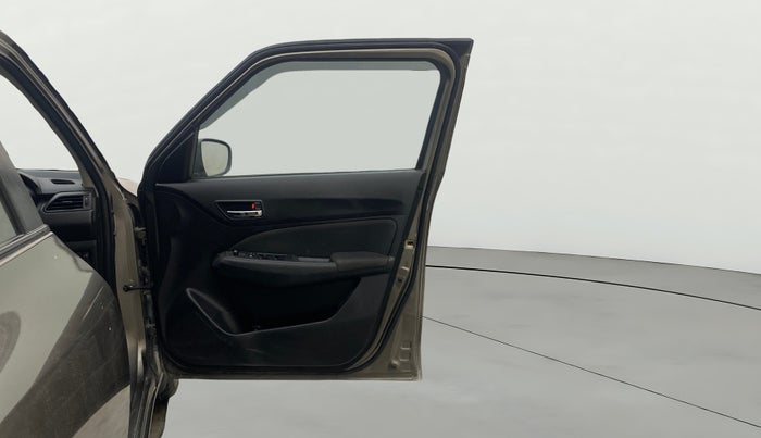 2022 Maruti Swift VXI, Petrol, Manual, 33,975 km, RHS Front Door