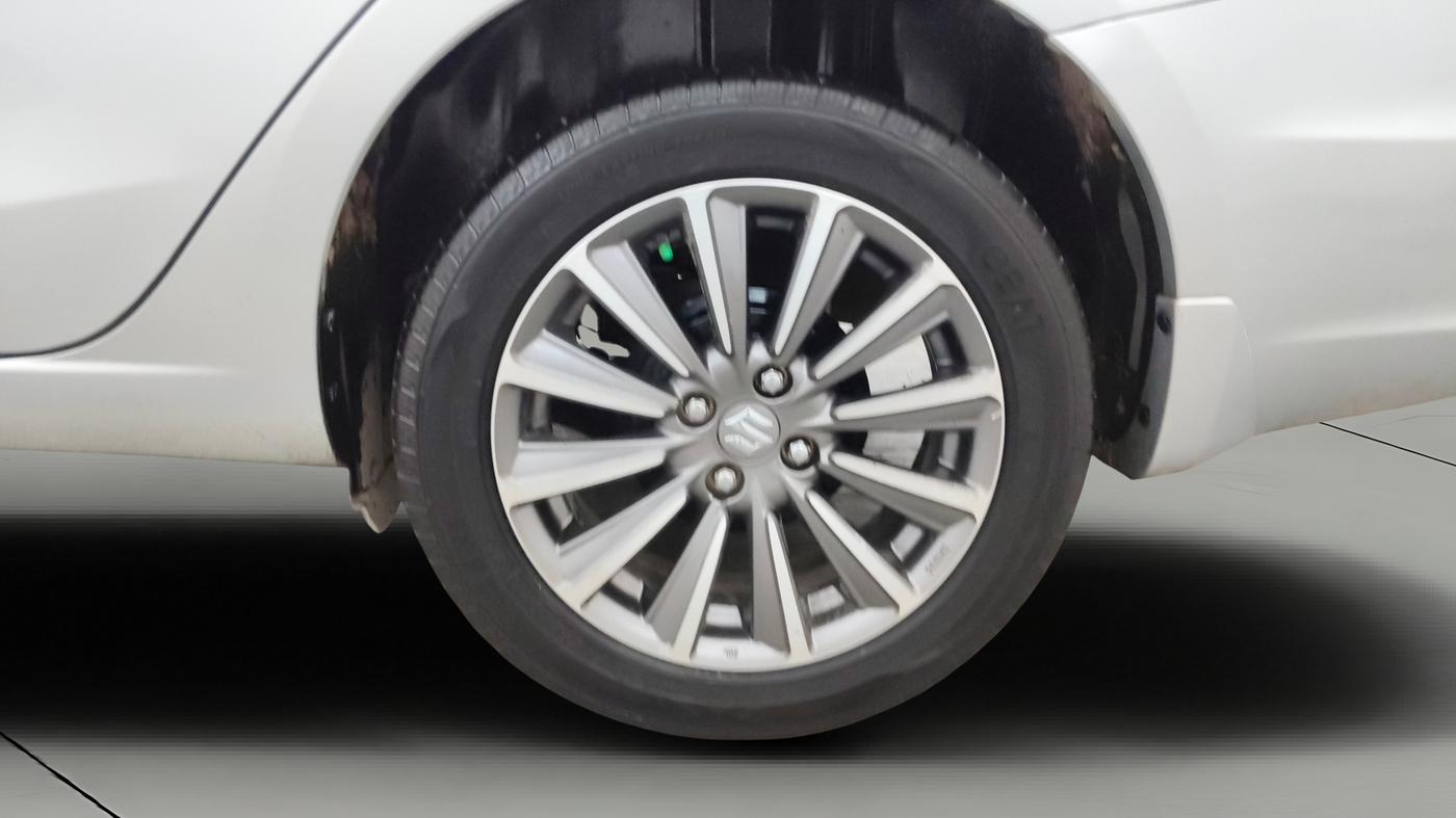 2022 Maruti Ciaz ALPHA 1.5 SHVS PETROL, Petrol, Manual, 76,642 km, Left Rear Wheel