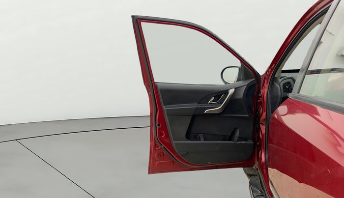 2019 Mahindra XUV500 W9 AT, Diesel, Automatic, 37,942 km, LHS Front Door