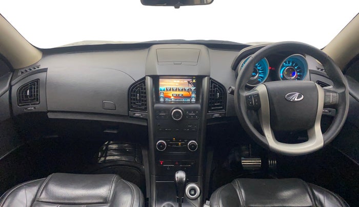 2017 Mahindra XUV500 W10 AT, Diesel, Automatic, 91,905 km, Dashboard