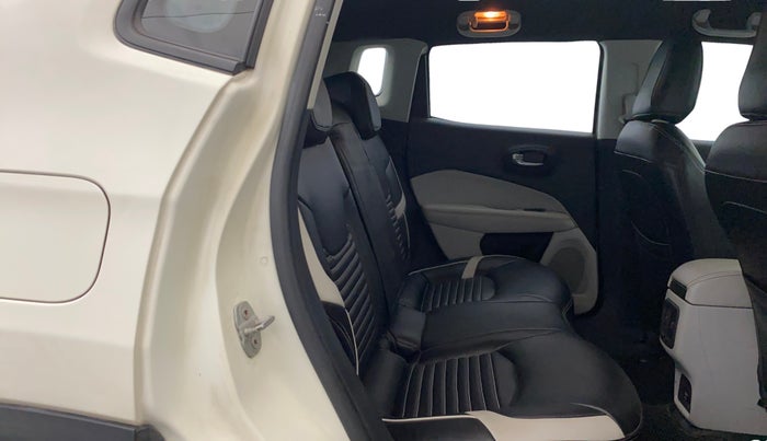 2018 Jeep Compass LIMITED (O) 2.0 DIESEL, Diesel, Manual, 85,932 km, Right Side Rear Door Cabin