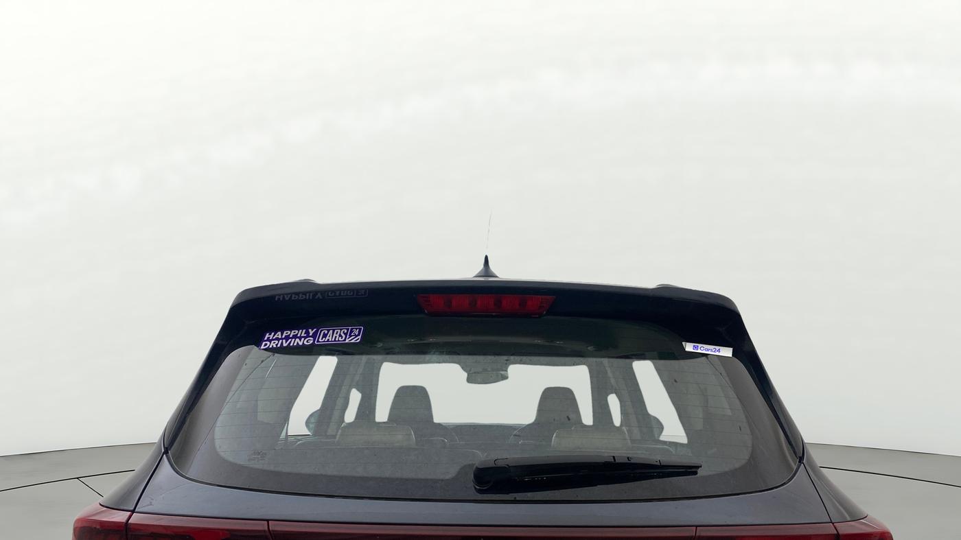 2022 KIA CARENS LUXURY PLUS 1.4 PETROL 7 STR, Petrol, Manual, 61,668 km, Rear Windshield