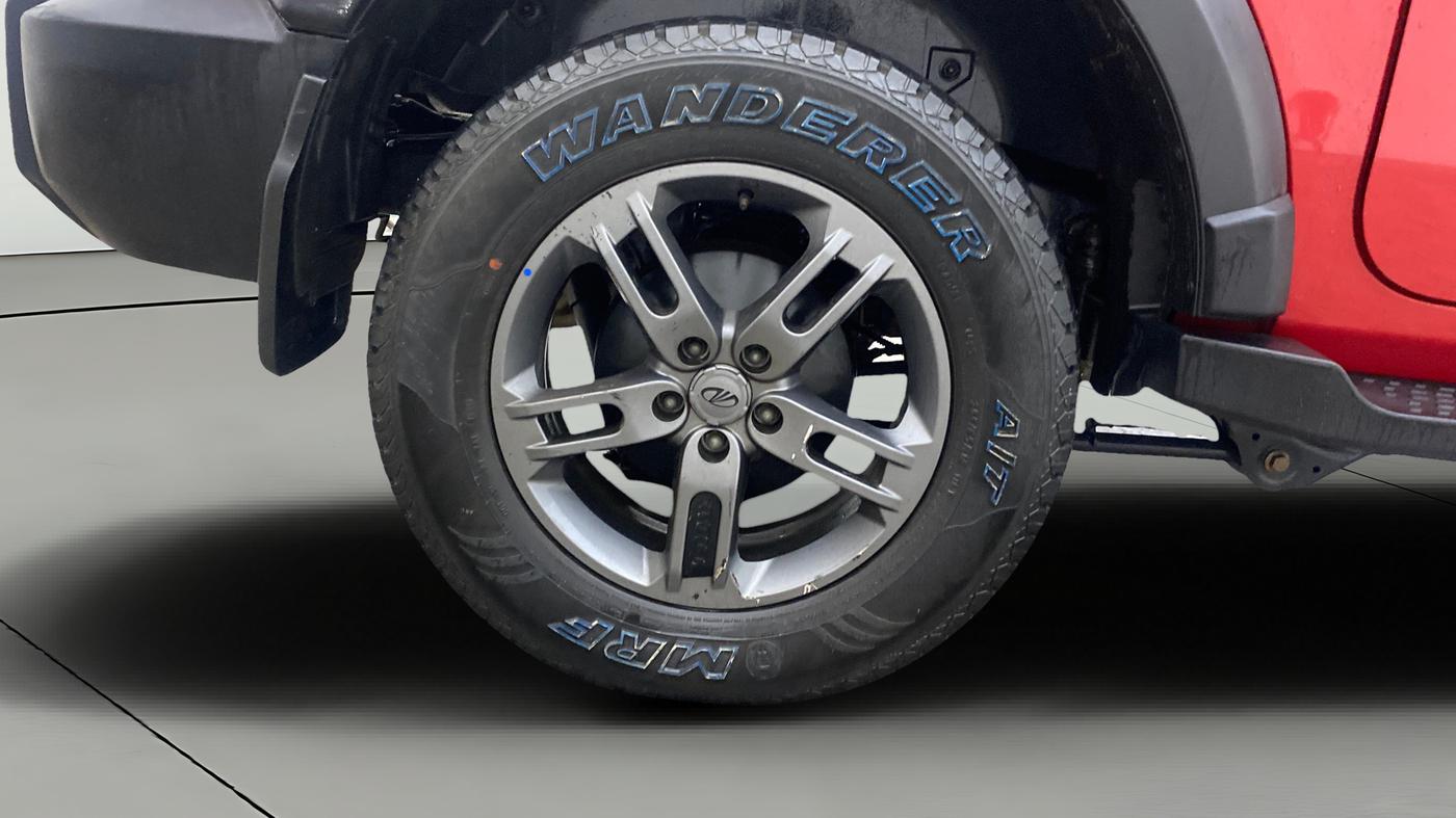 2022 Mahindra Thar LX HT PETROL 4WD MT, Petrol, Manual, 48,437 km, Right Rear Wheel