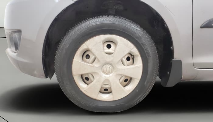 2013 Maruti Swift LXI, Petrol, Manual, 32,614 km, Left Front Wheel