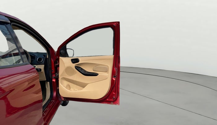 2017 Ford Figo Aspire TITANIUM 1.2 PETROL, CNG, Manual, 85,056 km, RHS Front Door