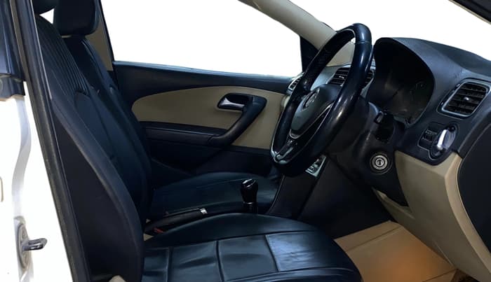 2017 Volkswagen Ameo HIGHLINE1.2L, Petrol, Manual, 53,598 km, Right Side Front Door Cabin