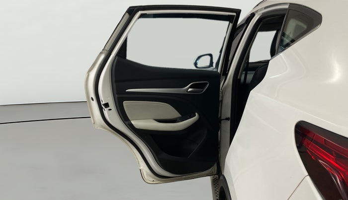 2024 MG ASTOR Select 1.5 CVT (Ivory), Petrol, Automatic, 20,164 km, LHS Rear Door