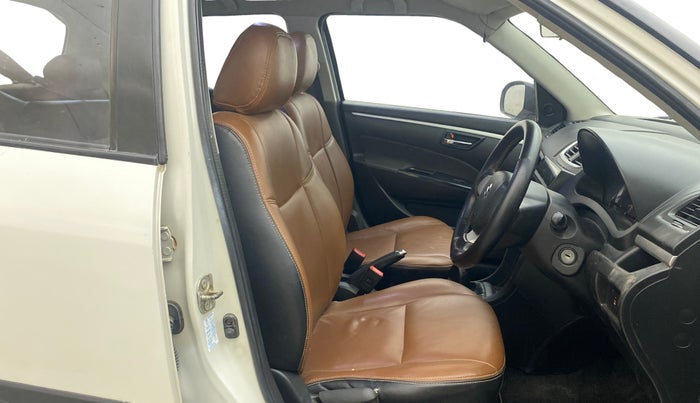 2016 Maruti Swift VDI, Diesel, Manual, 1,13,417 km, Right Side Front Door Cabin