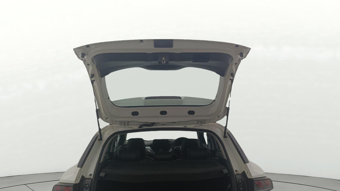 2024 Maruti FRONX Delta Plus (O) 1.2L MT, Petrol, Manual, 58,459 km, Boot Door Open