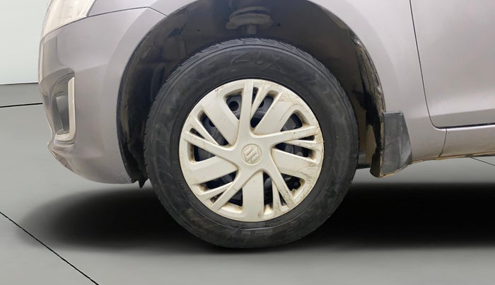 2017 Maruti Swift VXI O, Petrol, Manual, 1,31,746 km, Left Front Wheel