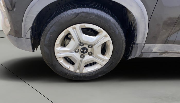 2022 KIA SONET HTK PLUS 1.2, Petrol, Manual, 12,080 km, Left Front Wheel