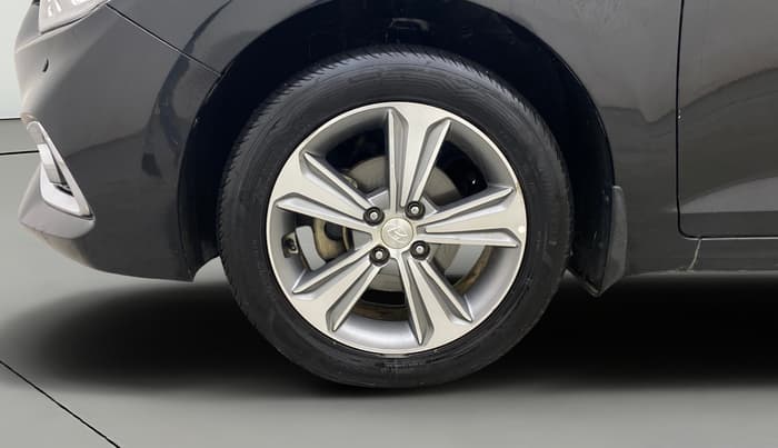 2018 Hyundai Verna 1.6 VTVT SX (O) AT, Petrol, Automatic, 81,555 km, Left Front Wheel