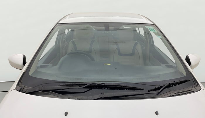 2016 Maruti Ciaz ZXI, Petrol, Manual, 49,976 km, Front Windshield