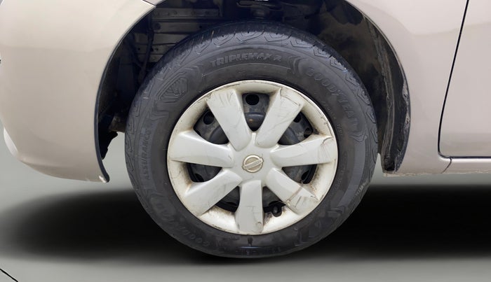 2013 Nissan Sunny XL DIESEL, Diesel, Manual, 1,02,155 km, Left Front Wheel