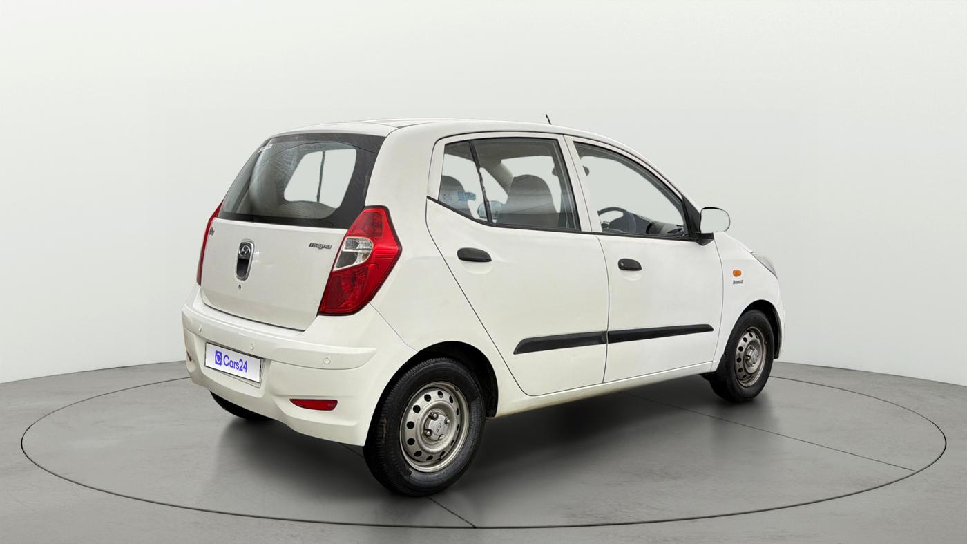 2014 Hyundai i10 MAGNA 1.1, Petrol, Manual, 34,580 km, Right Back Diagonal