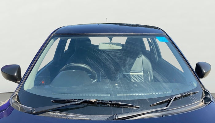 2020 Maruti Swift LXI, Petrol, Manual, 49,708 km, Front Windshield