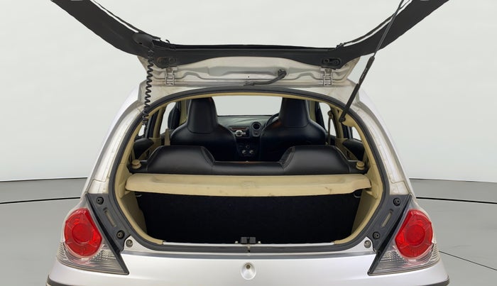 2015 Honda Brio VX MT, Petrol, Manual, 34,031 km, Boot Open Zoomed View