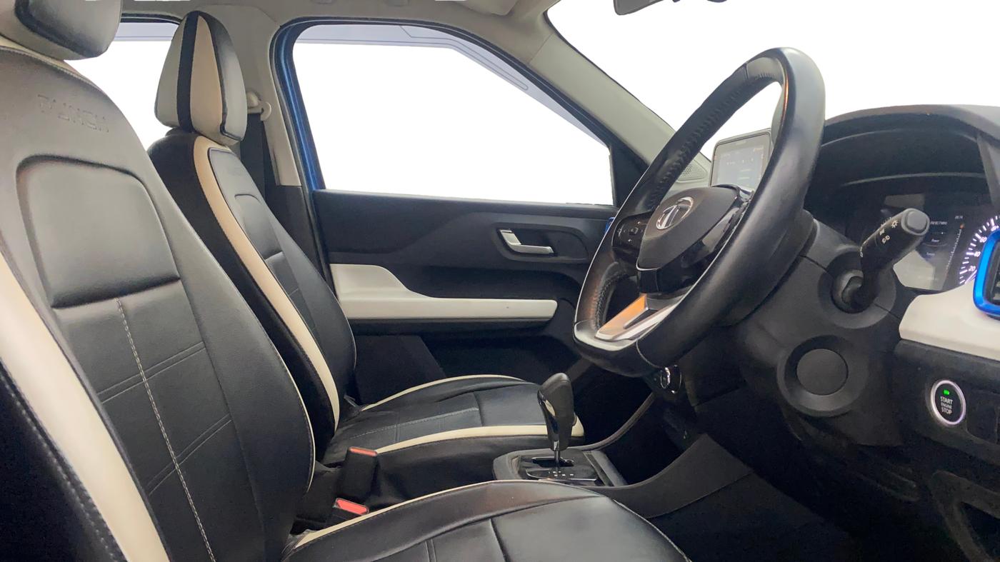 2021 Tata PUNCH CREATIVE  AMT, Petrol, Automatic, 20,842 km, Right Side Front Door Cabin