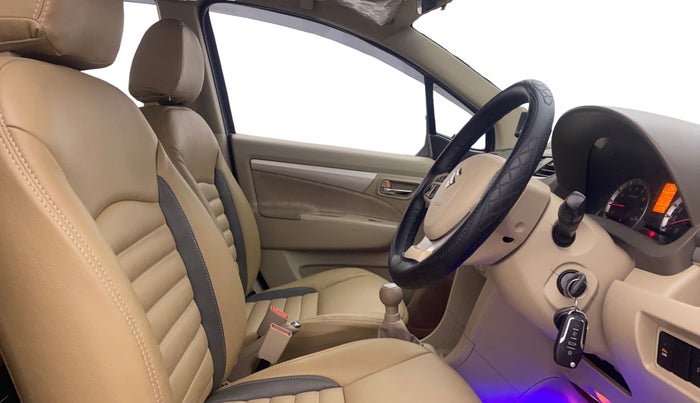 2015 Maruti Ertiga ZXI, Petrol, Manual, 65,078 km, Right Side Front Door Cabin