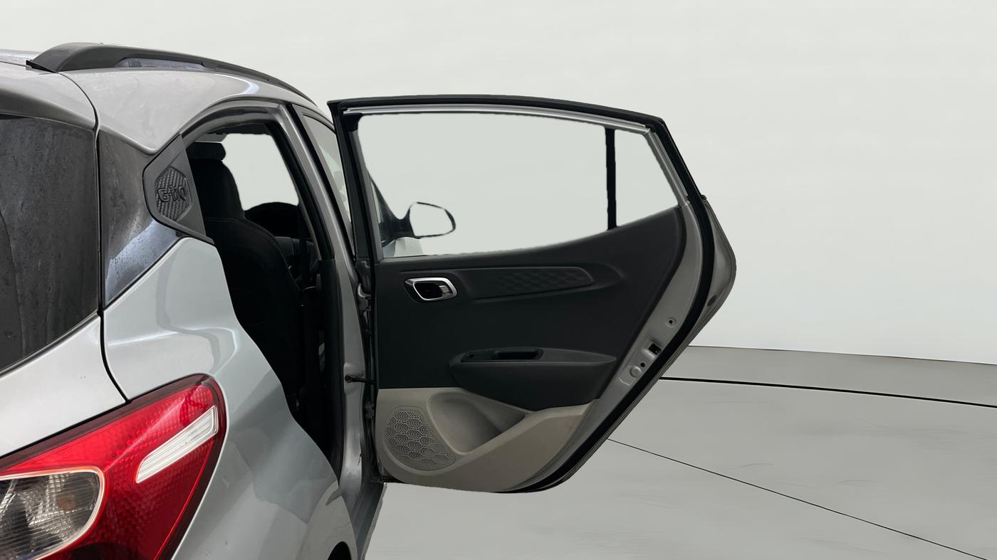 2020 Hyundai GRAND I10 NIOS SPORTZ 1.2 KAPPA VTVT, Petrol, Manual, 1,12,402 km, RHS Rear Door