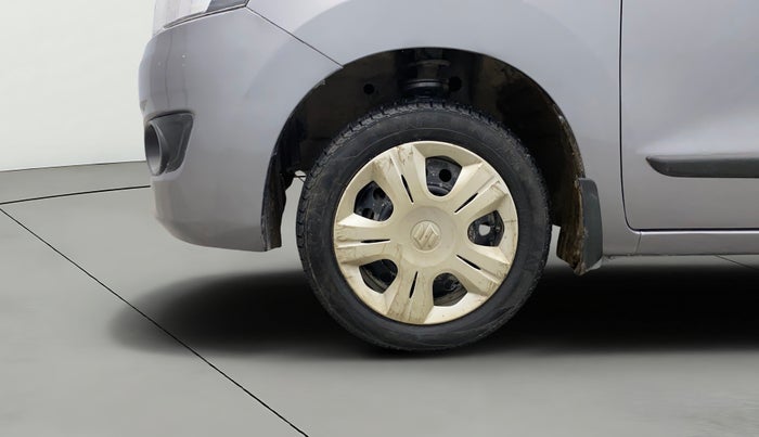 2014 Maruti Wagon R 1.0 VXI, Petrol, Manual, 35,804 km, Left Front Wheel