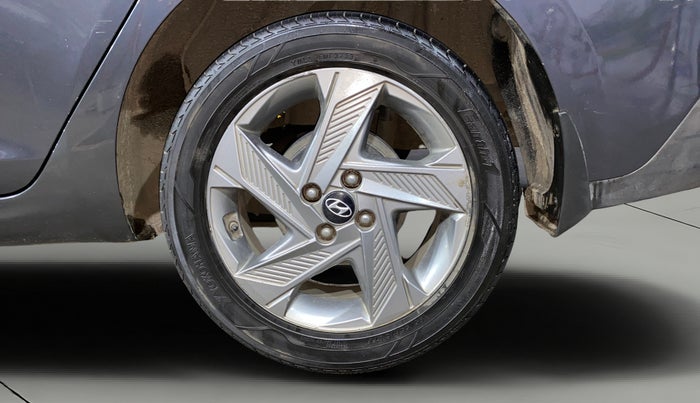 2022 Hyundai Verna SX 1.5 CRDI AT, Diesel, Automatic, 73,143 km, Left Rear Wheel