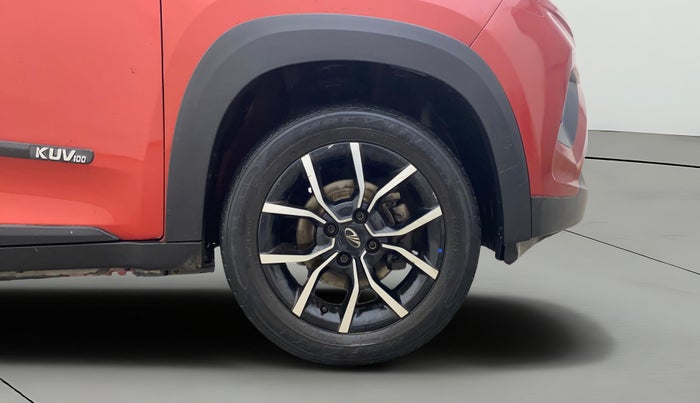2018 Mahindra KUV 100 NXT K8 P 6 STR DUAL TONE, Petrol, Manual, 42,754 km, Right Front Wheel