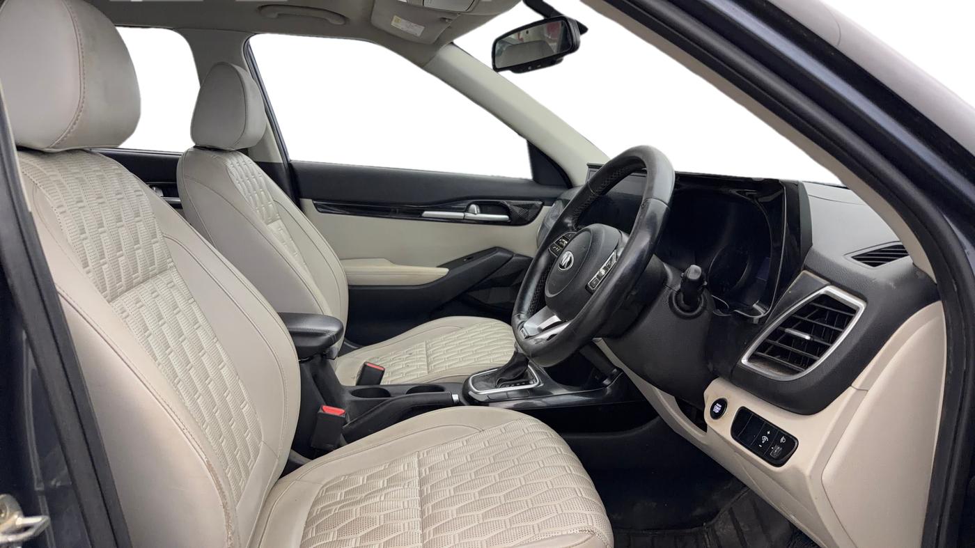 2020 KIA SELTOS HTX IVT 1.5 PETROL, Petrol, Automatic, 91,134 km, Right Side Front Door Cabin