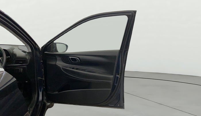 2023 Hyundai NEW I20 Sportz 1.2 IVT, Petrol, Automatic, 28,248 km, RHS Front Door