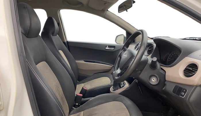 2015 Hyundai Grand i10 SPORTZ 1.2 KAPPA VTVT, Petrol, Manual, 46,802 km, Right Side Front Door Cabin