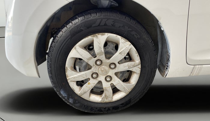 2015 Hyundai Eon MAGNA +, Petrol, Manual, 88,272 km, Left Front Wheel