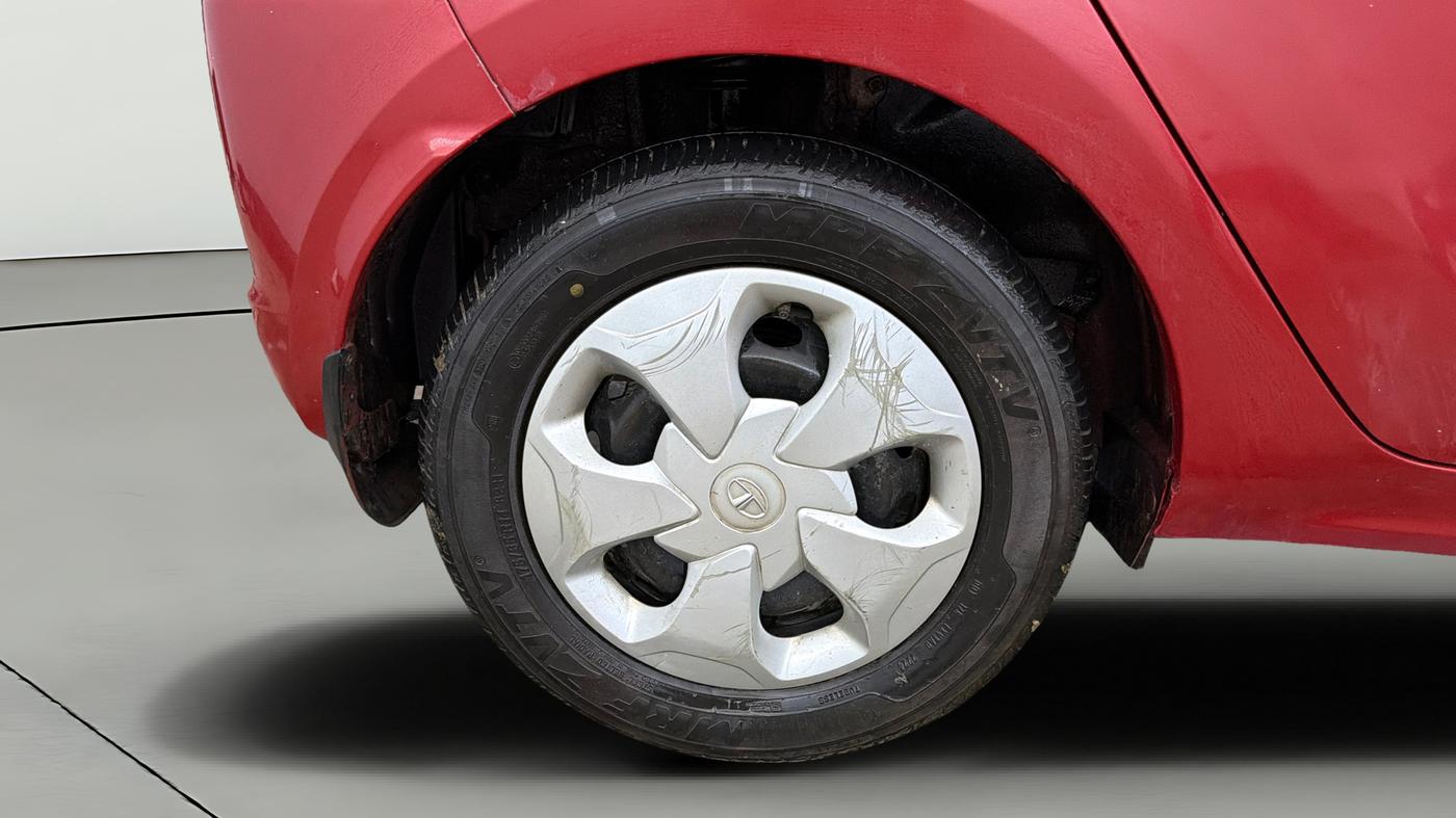 2018 Tata Tiago XZ PETROL, Petrol, Manual, 46,736 km, Right Rear Wheel
