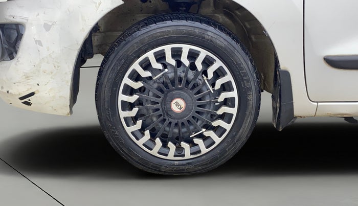 2013 Maruti Wagon R 1.0 VXI, Petrol, Manual, 71,782 km, Left Front Wheel
