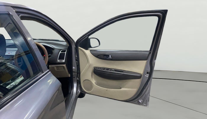 2013 Hyundai i20 MAGNA 1.2, Petrol, Manual, 70,859 km, RHS Front Door