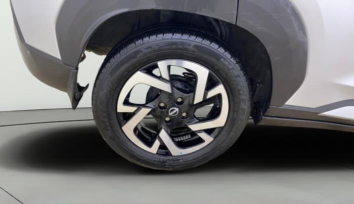 2021 Nissan MAGNITE XV PREMIUM, CNG, Manual, 39,567 km, Right Rear Wheel