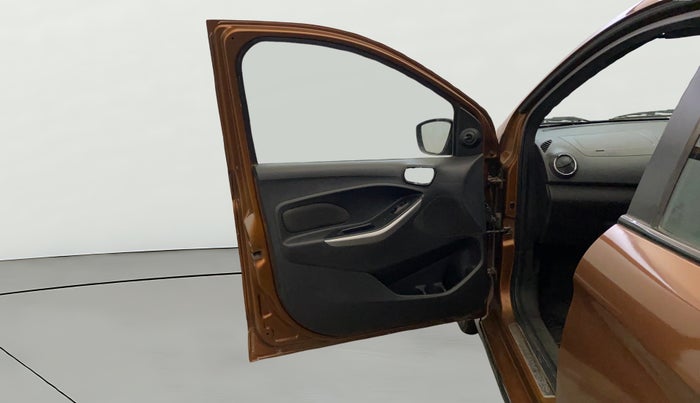 2018 Ford FREESTYLE TREND PLUS 1.2 PETROL, Petrol, Manual, 69,727 km, LHS Front Door