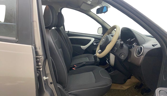 2018 Nissan Terrano XL (P), Petrol, Manual, 56,755 km, Right Side Front Door Cabin