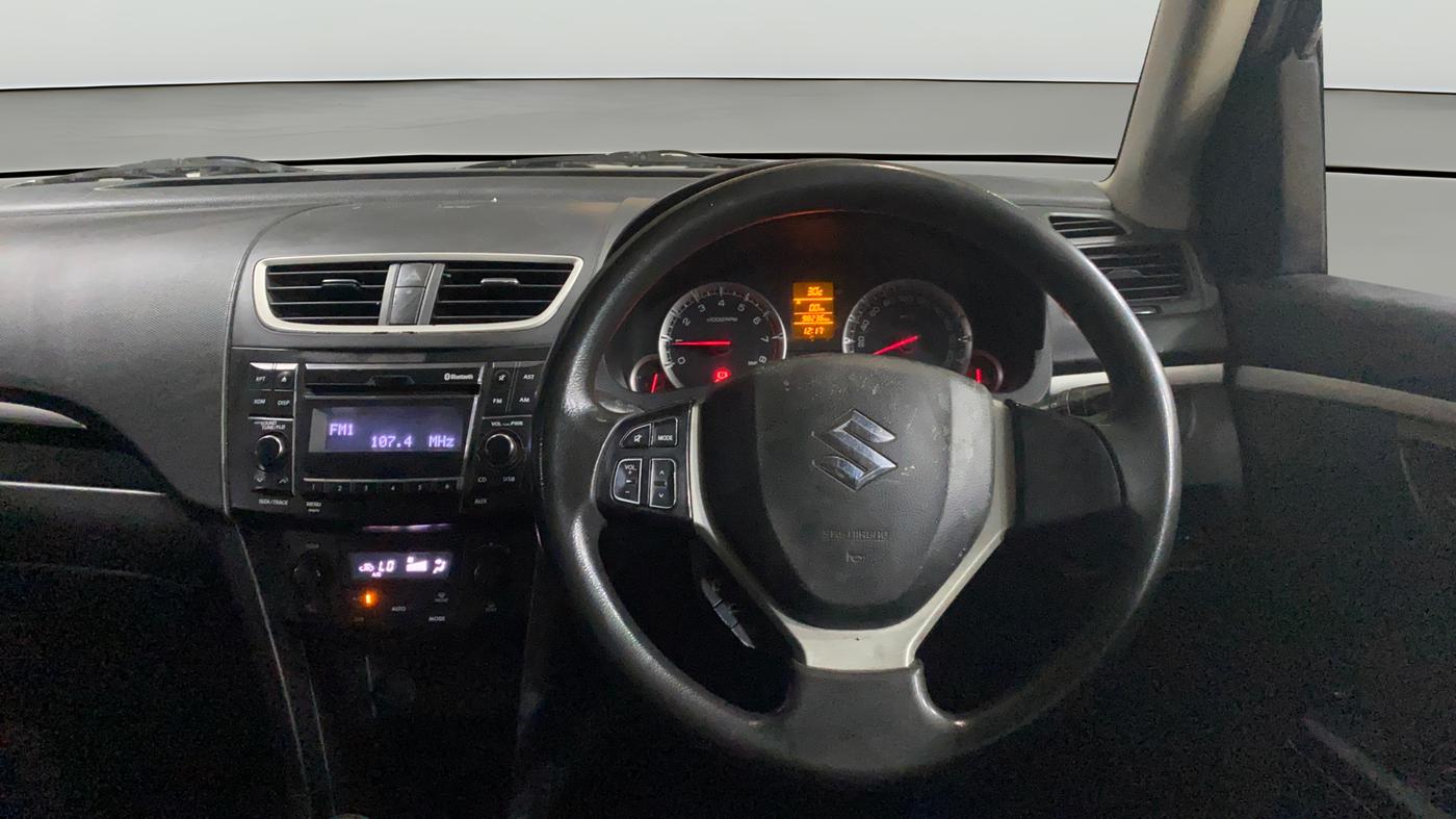 2015 Maruti Swift ZXI, Petrol, Manual, 98,211 km, Steering Wheel Close Up