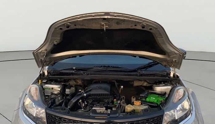 2018 Tata NEXON XM PETROL, Petrol, Manual, 96,091 km, Open Bonet