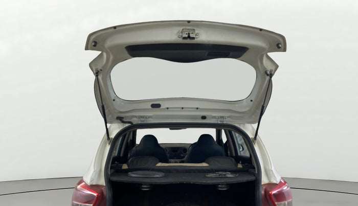 2016 Hyundai Grand i10 SPORTZ 1.2 KAPPA VTVT, CNG, Manual, 83,573 km, Boot Door Open