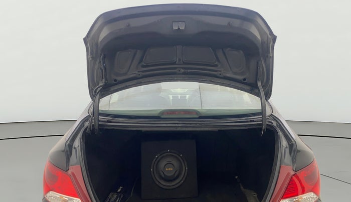 2014 Hyundai Verna FLUIDIC 1.6 VTVT SX, Petrol, Manual, 1,01,092 km, Boot Door Open