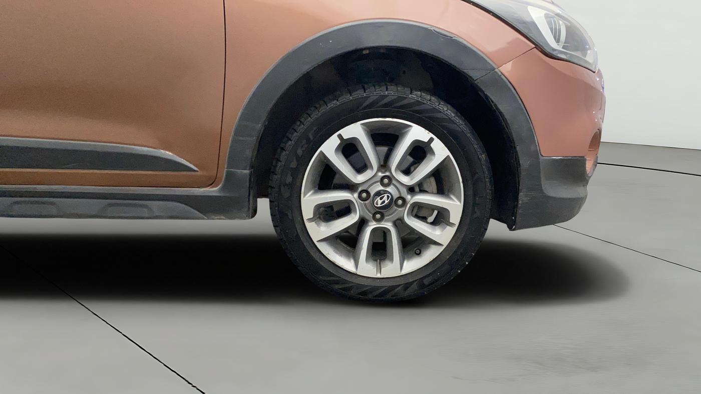 2018 Hyundai i20 Active 1.2 SX, Petrol, Manual, 81,975 km, Right Front Wheel