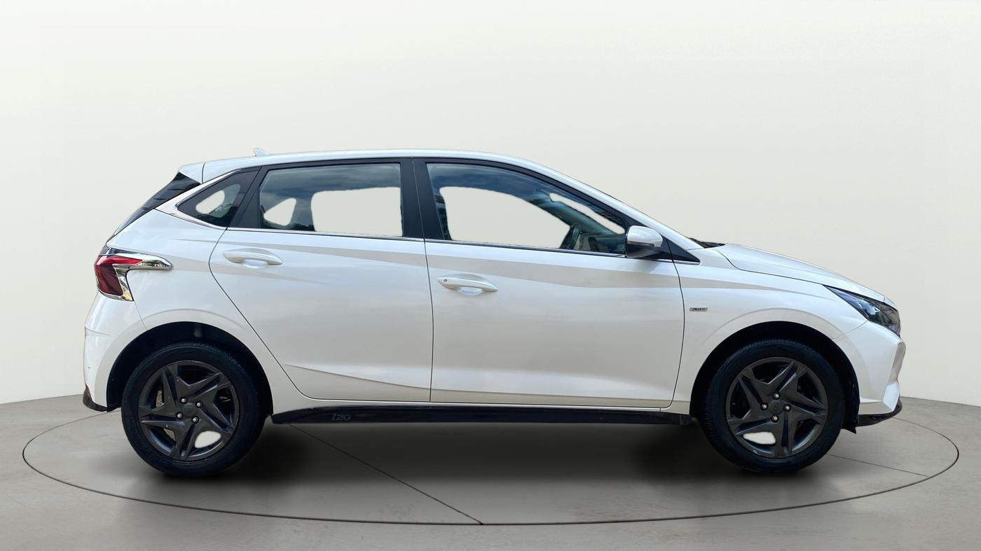 2022 Hyundai NEW I20 Sportz 1.2 IVT, Petrol, Automatic, 50,396 km, Right Side View