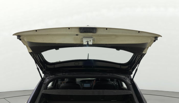 2017 Hyundai Elite i20 ASTA 1.4 CRDI DUAL TONE, Diesel, Manual, 94,892 km, Boot Door Open