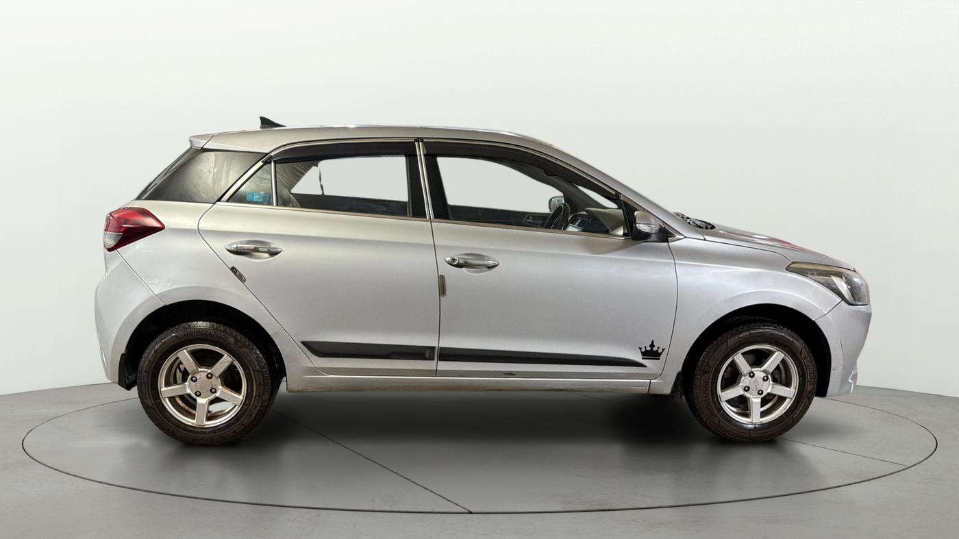 2018 Hyundai Elite i20 SPORTZ 1.2, Petrol, Manual, 71,118 km, Right Side View