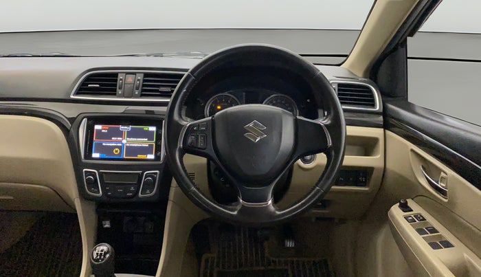 2017 Maruti Ciaz ZXI+, Petrol, Manual, 64,818 km, Steering Wheel Close Up