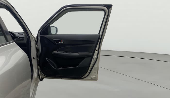 2021 Maruti Swift VXI, Petrol, Manual, 72,290 km, RHS Front Door