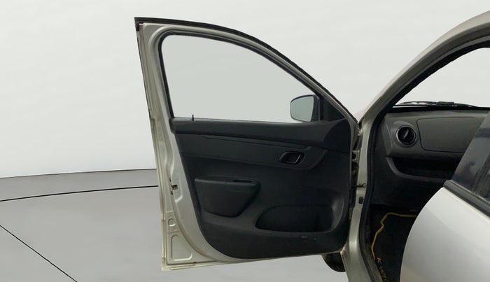 2016 Renault Kwid RXT 1.0, Petrol, Manual, 46,223 km, LHS Front Door